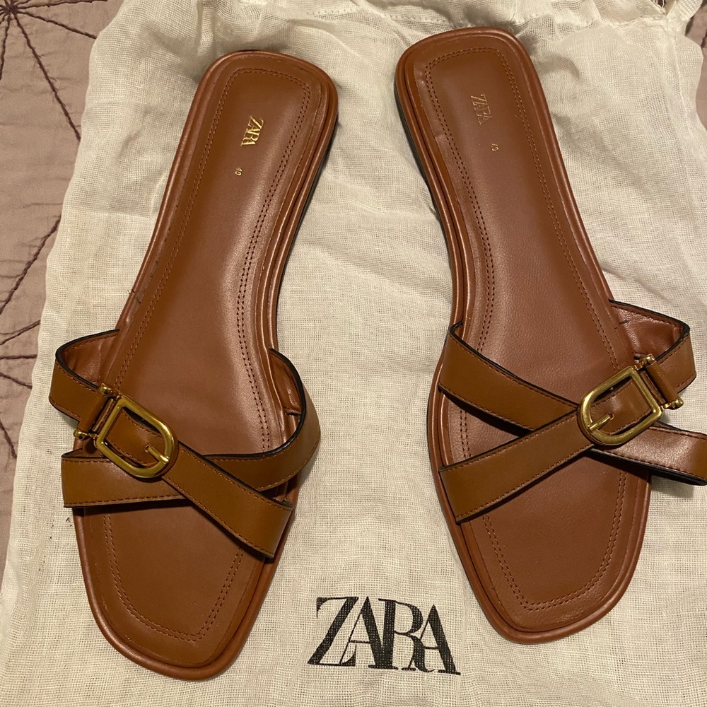 ZARA Tan Leather Crisscross Slide Sandals with Gold Buckle Sz 9 (40)